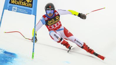 Sezona Maura Caviezela visi na nitki