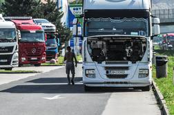 Mesec dni omejitev prometa s Hrvaške: "Tovornjakarji so našli zakonske luknje" #video