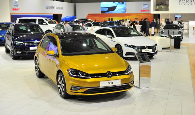 Zanimanje za nakup novih osebnih avtomobilov se je v Sloveniji in Evropi spet povečalo, kar se odraža tudi pri poslovanju podjetij za financiranje nakupa in obuditvi ljubljanskega avtomobilskega salona. | Foto: Gregor Pavšič
