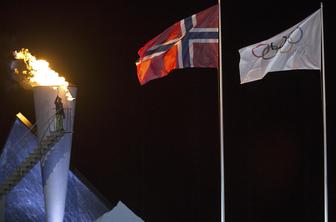 Dvanajstletna norveška princesa prižgala olimpijski ogenj