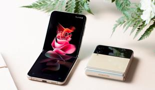 Samsung postavlja nov standard mobilnih izkušenj z zmogljivimi zložljivimi pametnimi telefoni