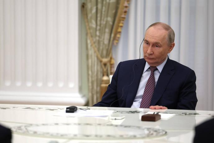 Je Putin v slepi ulici? "Od njega zahtevajo uporabo jedrskega orožja."