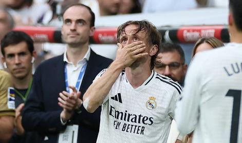 Tekle so solze, Modrić tudi v prihodnji sezoni v Madridu?