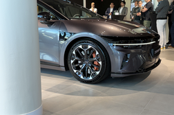 Premijski po kitajsko: v Ljubljani so razkrili novega #video