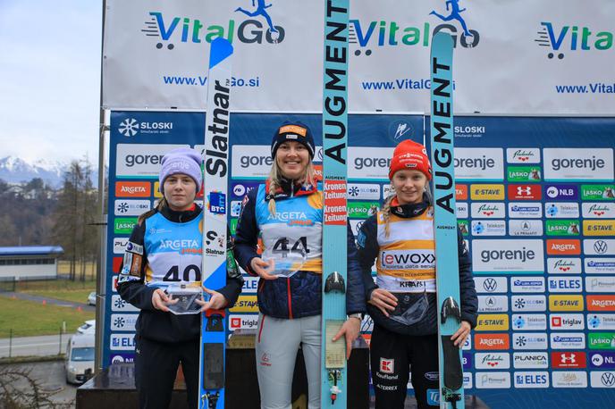 Taja Terbovšek | Taja Terbovšek je v Kranju dvakrat skočila na drugo mesto. | Foto SloSki