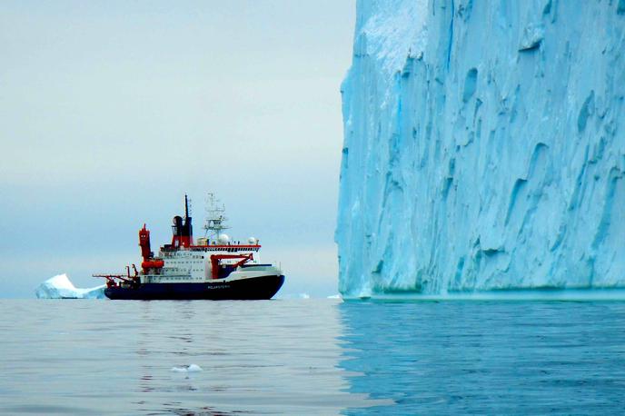 polarne raziskave, Antarktika | Na tem delu obale zahodne Antarktike, natančneje 30 metrov pod dnom oceana, so znanstveniki našli vzorec, ki nakazuje, da je bila pred 90 milijoni let tukajšnja pokrajina videti povsem drugače. | Foto Alfred Wegener Institut