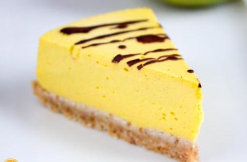Torta, ki vam bo pričarala sonce tudi v sivih dneh