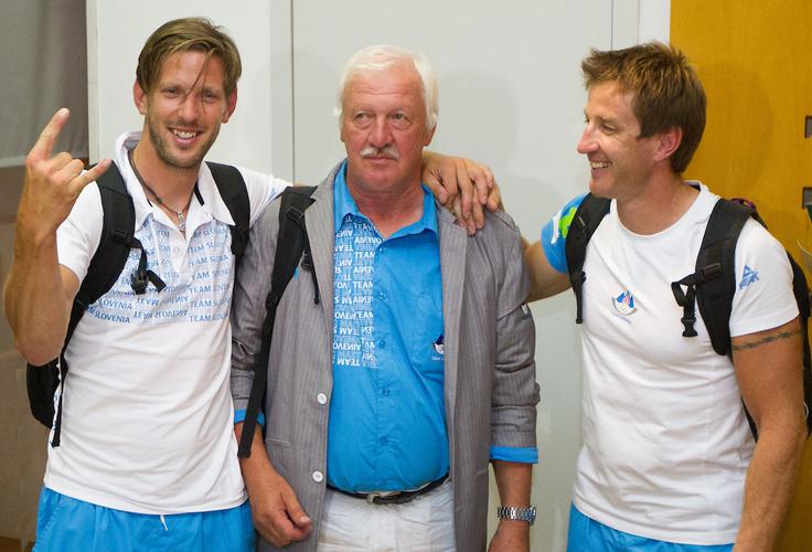 Luka Špik, Miloš Janša in Iztok Čop so se v Sydneyju veselili olimpijskega zlata.  | Foto: Vid Ponikvar