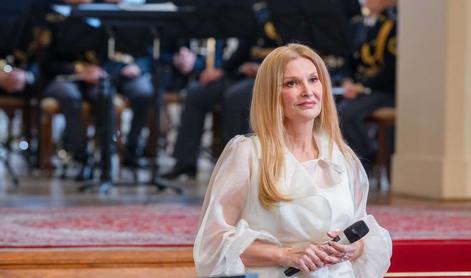 Helena Blagne pokazala izklesano postavo in oboževalcem sporočila lepo novico #foto