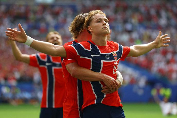 Norveška Anglija | Andreas Schjelderup je popeljal Norveško v vodstvo s prekrasnim zadetkom. Sledil je preobrat Angležev. | Foto Reuters