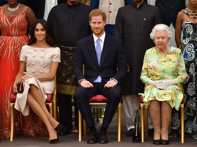 Vojvoda in vojvodinja Suseška trdita, da sta kraljici omenila ime, kar zaupni viri odločno zanikajo. | Foto: Reuters