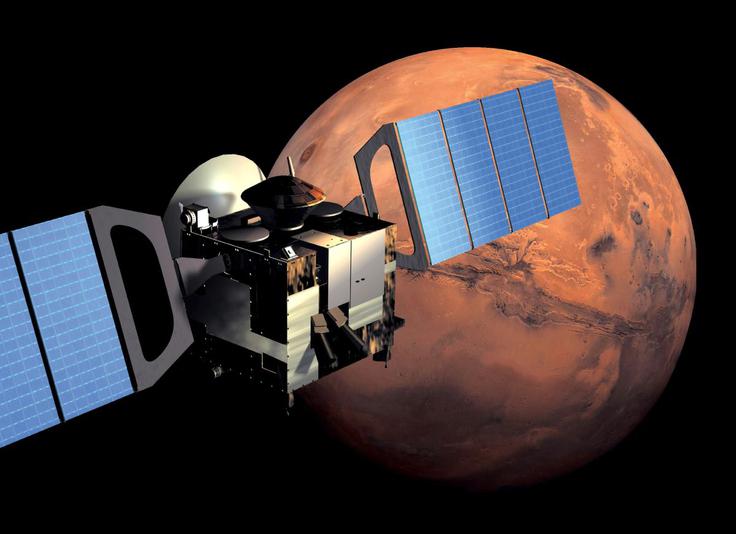 Evropska vesoljska agencija ima že od božiča 2003 v orbiti Marsa satelit Mars Express Orbiter. Mars Express je sicer tudi ime dvodelne misije, katere cilj je bil raziskovanje Marsa tako iz zraka kot na terenu, a se je pristanek modula Beagle 2 ponesrečil. Satelit Mars Express Orbiter je medtem postal gromozanska uspešnica, saj o Marsu predvsem po njegovi zaslugi v zadnjem desetletju in (skoraj) pol vemo več kot kdajkoli prej. Ker mu gre tako dobro, je ESA trajanje misije satelita podaljšala že šestkrat. V orbiti Marsa leti že trinajst let in skoraj dva meseca. | Foto: Reuters