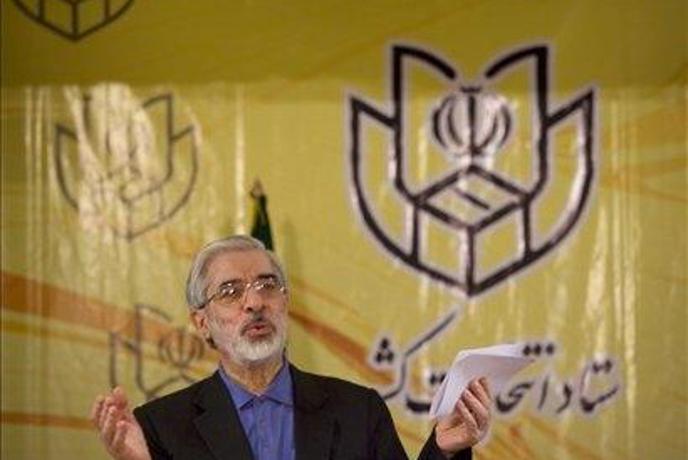 Iran pred volitvami preprečil dostop do Facebooka