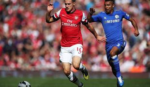 Arsenal izgubil derbi, Spurs osvojili Trafford, QPR brez zmage