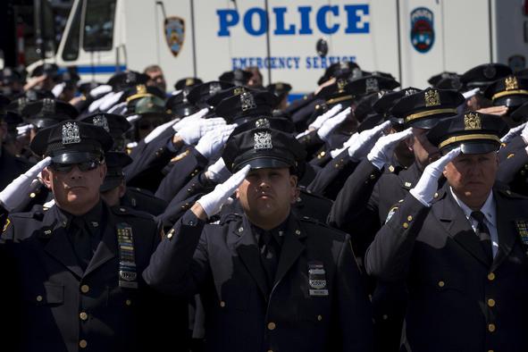 Ameriški policisti na dan ubijejo povprečno več kot dve osebi