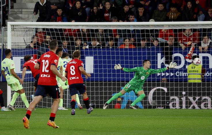 Barcelona je doživela prvi poraz v sezoni la lige. | Foto: Reuters