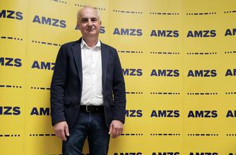 Dva kandidata, AMZS ima novega predsednika