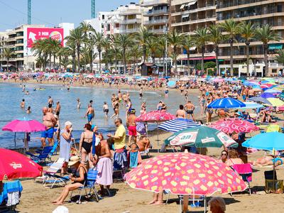 Evropa: Žal bodo nekateri ostali brez počitnic. Slovenske turistične agencije mirijo.