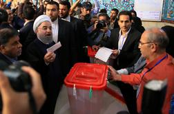 Iranskega predsednika Hasana Rohanija ponovno izvolili za predsednika države