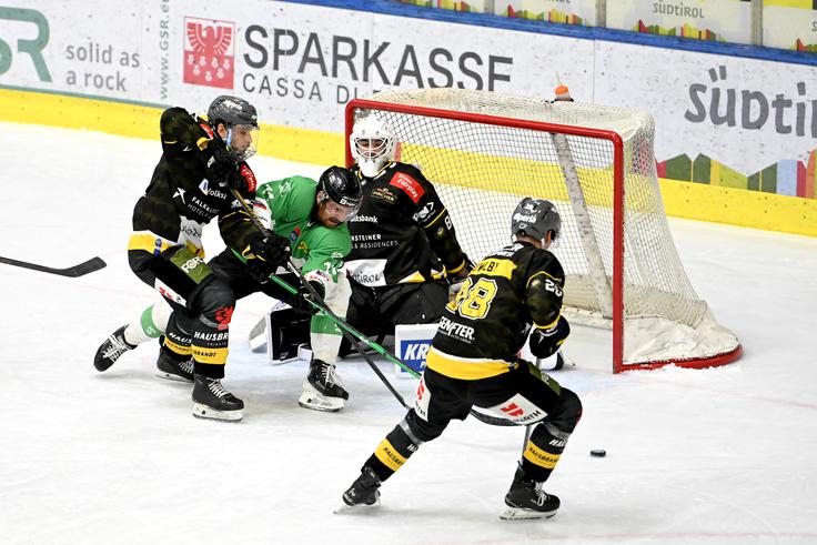 Pustertal : HK Olimpija | Foto: Foppa Iwan - HC Pustertal