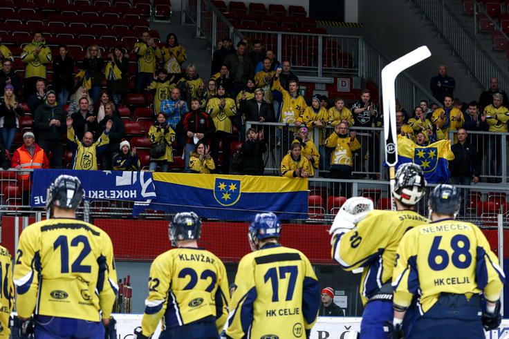 Celjani so v pretekli sezoni v polfianalu državnega prvenstva dodobra pretili Jeseničanom. Kdo bo celjski dres nosil v prihodnji sezoni, še ni povsem jasno. | Foto: Matic Klanšek Velej/Sportida