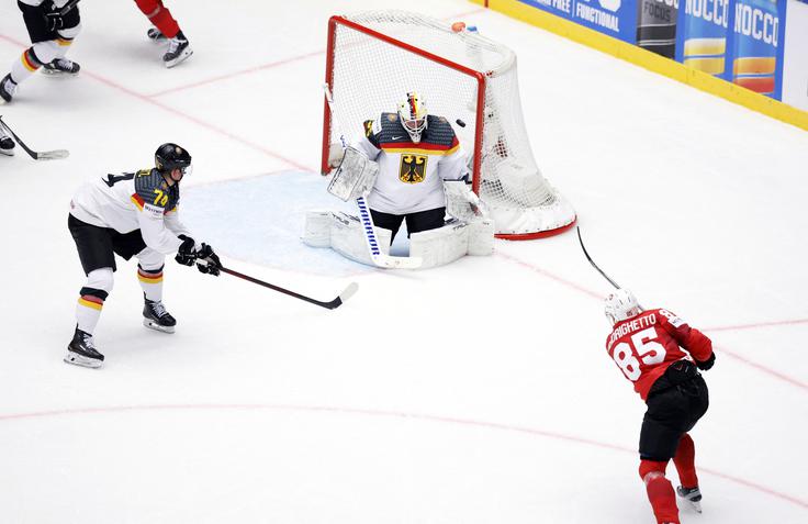 Sven Andrighetto je štirikrat zatresel nemško mrežo. | Foto: Reuters