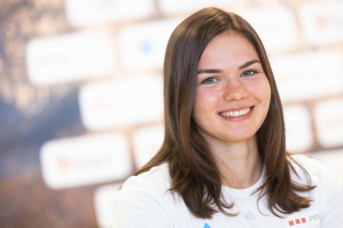 Vita Lukan | Vita Lukan se je po poškodbi kolena ekspresno hitro vrnila v steno.  | Foto Vid Ponikvar/Sportida