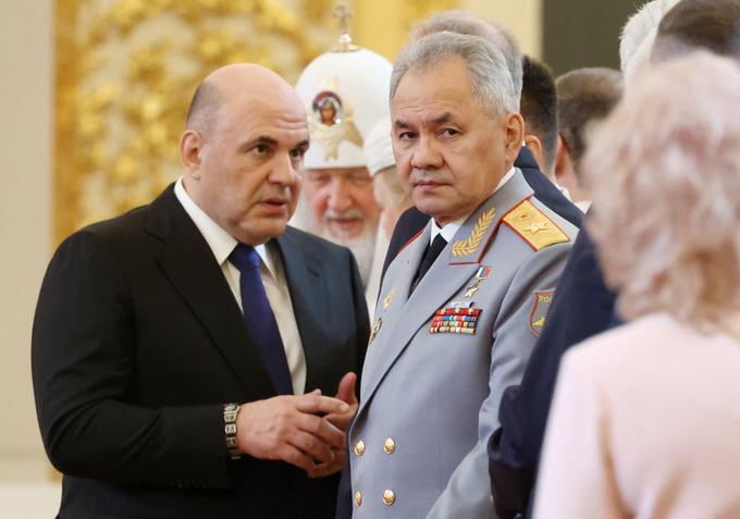 Ruski premier Mihail Mišustin in obrambni minister Sergej Šojgu.  | Foto: Reuters