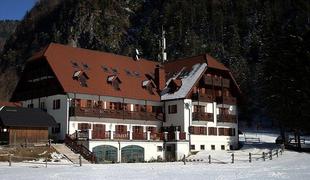 Hotel Plesnik: ob kaminu v Logarski dolini