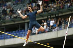 Zimzeleni šprinter letos ne pozna poraza, Lavillenie prek 602 centimetrov