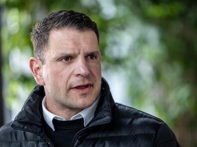 V Resni.ci čakajo na odločitve pristojnih organov glede poslanca Mijiča