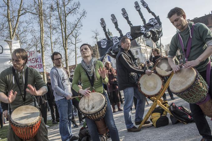 Na shodu je zaigrala skupina tolkalcev. | Foto: Matej Leskovšek