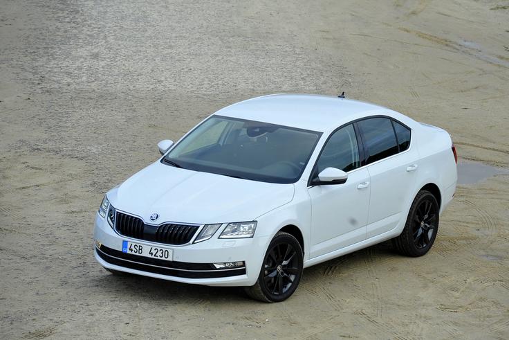 Danes na slovenski trg prihaja prenovljena škoda octavia. Se bo Škoda z njo in novim kodiaqom približala Volkswagnu in Renaultu? | Foto: Jure Gregorčič