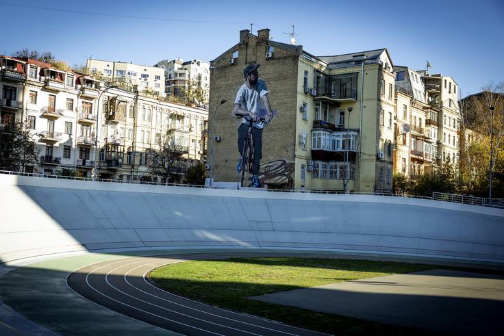 Grafiti Rdeče kolo: Emmanuel Jarus, Kanada | Foto: Ana Kovač