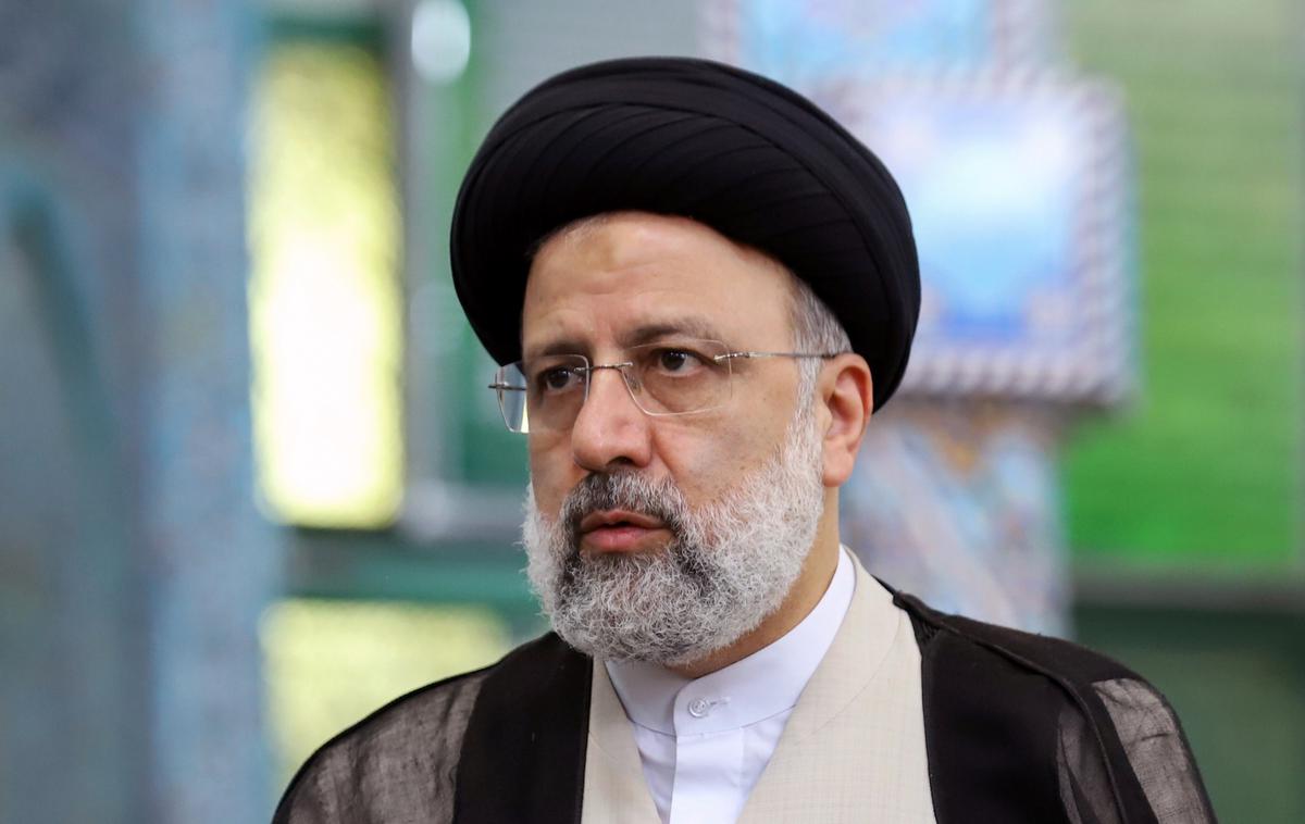 Ebrahim Raisi | 60-letni klerik Ebrahim Raisi, prvi mož iranskega pravosodja, pripada ultrakonservativnemu taboru. Zanj veljajo ameriške sankcije, v preteklosti pa so ga povezovali z usmrtitvami političnih zapornikov. | Foto Reuters