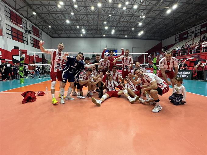 Alen Pajenk je k zmagi Olympiacosa prispeval 17 točk. | Foto: CEV