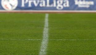 Hlastec: Začetek v slogu bundeslige