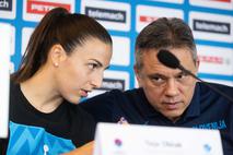 slovenska ženska košarkarska reprezentanca Georgios Dikaioulakos Teja Oblak