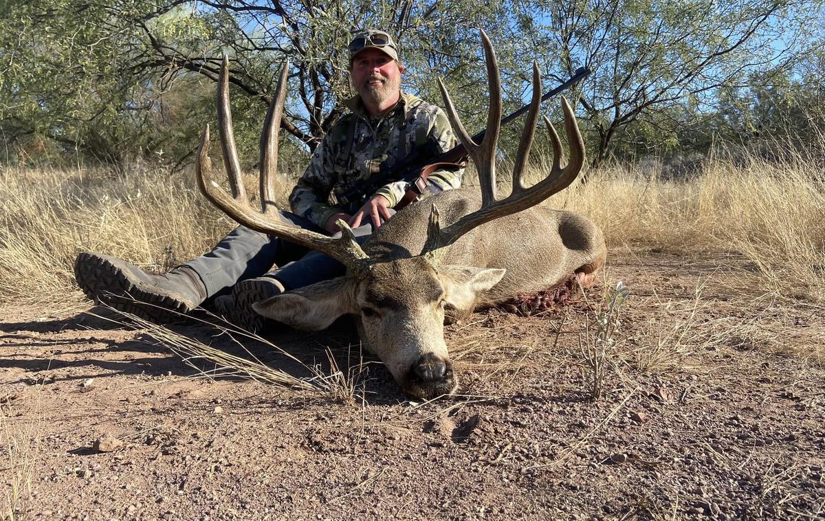 Asher Watkins Outdoors | Bivol velja za eno najnevarnejših živali na afriški celini. Pravijo mu tudi črna smrt.  | Foto Asher Watkins Outdoors/Facebook