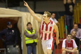 Jaka Blažič in Crvena zvezda dobila derbi proti Budućnosti v infarktni končnici