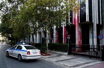 Huda prometna nesreča v Solunu: umrlo 11 ljudi