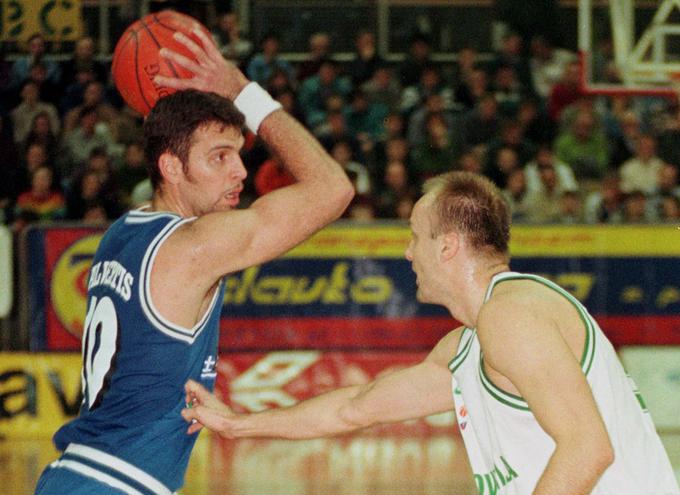 Jure Zdovc je zapravil odločilno trojko, ki bi Sloveniji prinesla olimpijske igre v Barceloni 1992. | Foto: Reuters