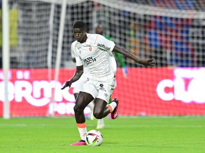 Na slovenskih zelenicah bo spomladi igral tudi Senegalec