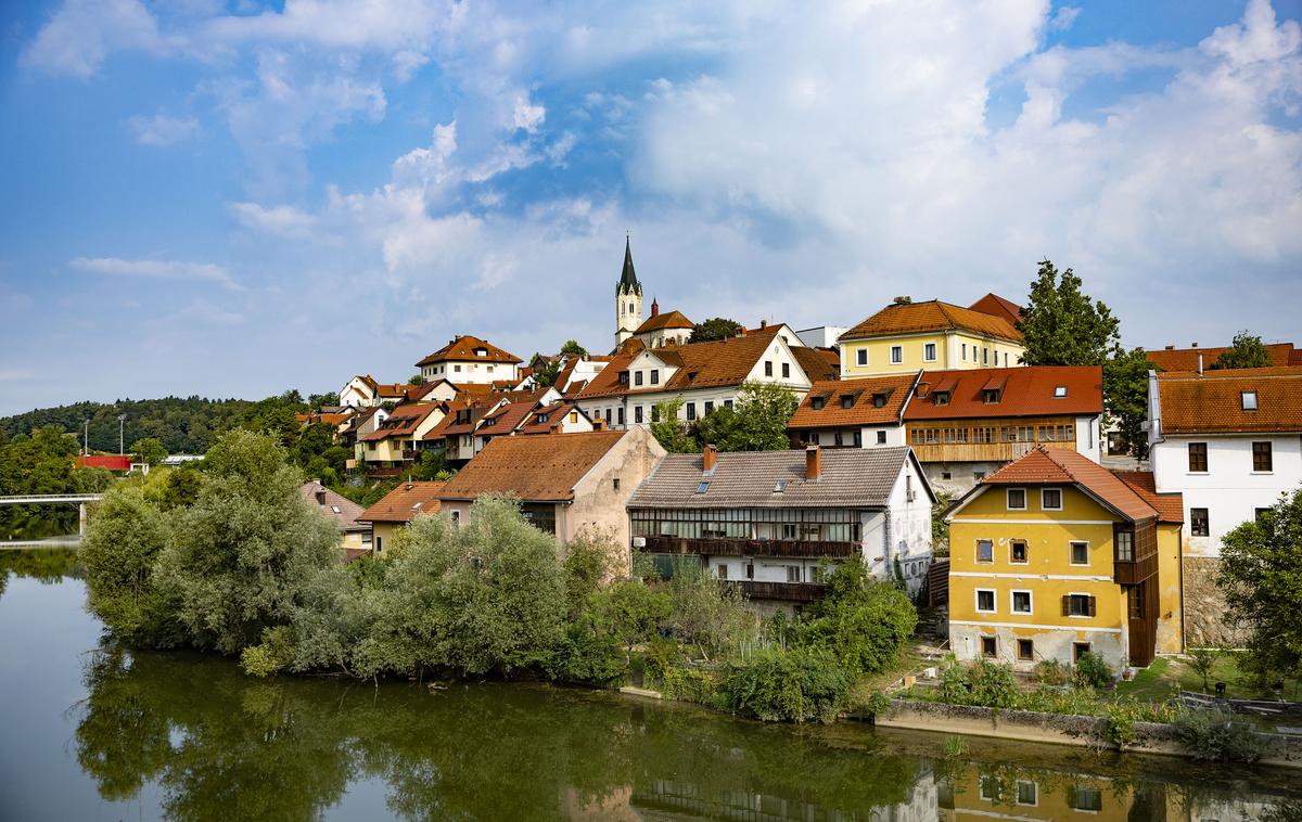 Novo mesto | O škodi poročil ni. Na fotografiji pogled na Novo mesto.  | Foto Ana Kovač