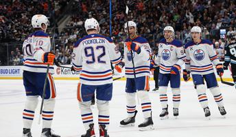 Edmonton in Boston podaljšala serijo, Minnesota znova slavila v gosteh