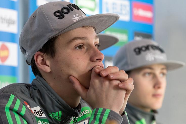 "Pri Domnu poizkušamo vse. Preprosto ni šlo. Upam, da bo čim prej pozabil. Zdaj je pred njim velika skakalnica." | Foto: Matic Klanšek Velej/Sportida