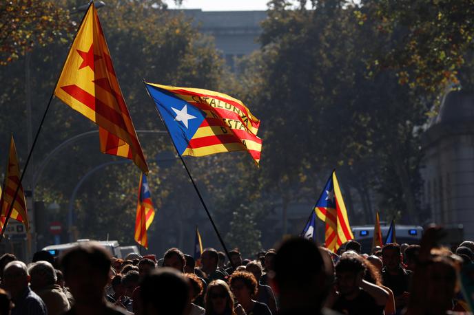 barcelona, katalonija | V zadnjih mesecih so proti zakonu večkrat potekali tudi množični protesti. | Foto Reuters