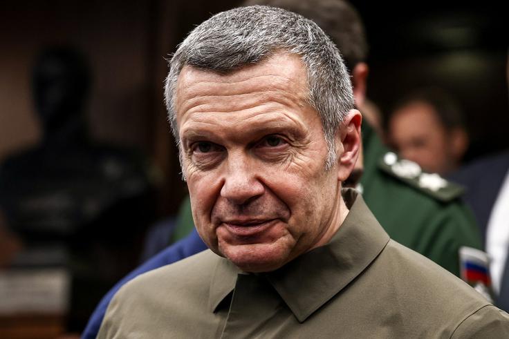 Vladimir Solovjov je, kar zadeva vojno v Ukrajini oziroma vojno med Ukrajino in Rusijo, svoje stališče obrnil za 180 stopinj. Še leta 2008 je namreč javno razglašal, da bi bila vojna med državama smrtni greh. | Foto: Profimedia