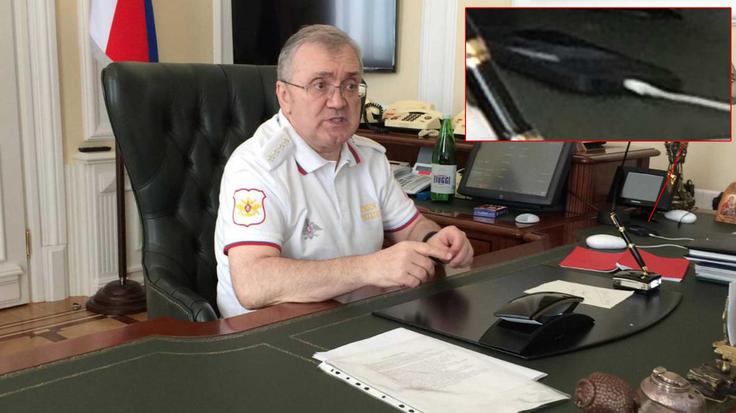 Ruslan Tsalikov leta 2014 v svoji pisarni na sedežu ruskega ministrstva za obrambo | Foto: Dossier Center / Mihail Hodorkovski