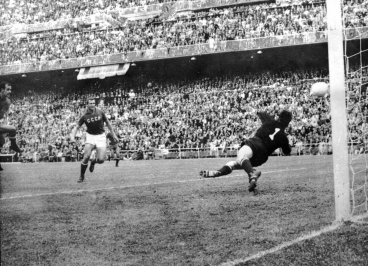 Veliki finale je na štadionu Santiago Bernabeu v Madridu spremljalo kar 80 tisoč gledalcev. | Foto: 